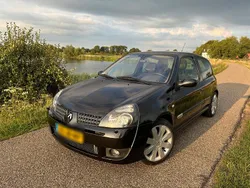 Schwarz Gebraucht 2002 Renault Clio II R.S. Kleinwagen | 7.495 € (Fairer Preis)