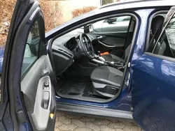 Blau Gebraucht 2013 Ford Focus Trend Kombi | 2.550 € (Guter Preis)
