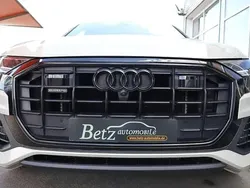 Beige (vikunjabeige metallic) Gebraucht 2021 Audi Q8 Ambiente SUV | 54.990 € (Guter Preis)
