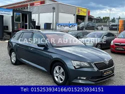Grau Gebraucht 2017 Skoda Superb Ambition Kombi | 11.590 € (Guter Preis)