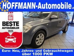 Blau Gebraucht 2009 Kia Ceed Kleinwagen | 2.900 € (Fairer Preis)