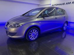 Grau Gebraucht 2006 Seat Altea Reference Van / Kleinbus | 2.799 € (Etwas zu teuer)