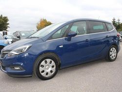 Blau Gebraucht 2018 Opel Zafira Van / Kleinbus | 6.990 € (Guter Preis)