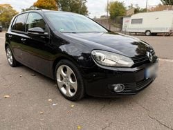 Weiß Gebraucht 2011 VW Golf VI Kleinwagen | 10.950 € (Teuer)