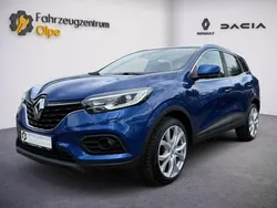 Blau Gebraucht 2019 Renault Kadjar LIMITED SUV | 16.490 € (Fairer Preis)