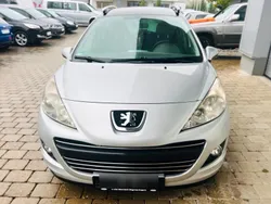 Silber Gebraucht 2009 Peugeot 207 Tendance Kombi | 880 € (Superpreis)