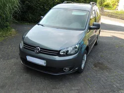 Grau Gebraucht 2011 VW Caddy Edition Van / Kleinbus | 9.900 € (Etwas zu teuer)