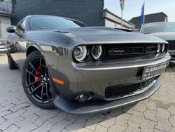 Granite crystal Gebraucht 2024 Dodge Challenger Coupé | 54.900 €