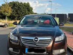 Braun Gebraucht 2011 Opel Insignia Limousine | 4.900 € (Fairer Preis)