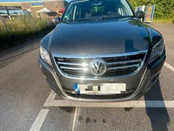 Grau Gebraucht 2010 VW Tiguan Freestyle SUV | 11.900 € (Fairer Preis)