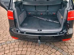Schwarz Gebraucht 2011 VW Touran Van / Kleinbus | 6.000 € (Superpreis)