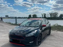 Schwarz Gebraucht 2016 Ford Focus Sport Limousine | 7.100 € (Fairer Preis)