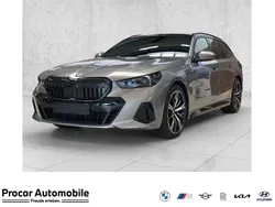 Oxidgrau ii Neu 2025 BMW 540 M Sport Kombi | 83.000 € (Fairer Preis)