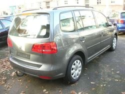 Grau Gebraucht 2015 VW Touran Van / Kleinbus | 7.990 € (Superpreis)