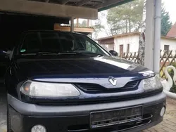 Gebraucht 2000 Renault Laguna Limousine | 1.200 €