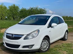 Weiß Gebraucht 2010 Opel Corsa Innovation Kleinwagen | 1.500 € (Guter Preis)