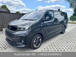 Grau Gebraucht 2024 Opel Zafira Life Van | 36.900 € (Superpreis)