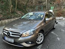 Braun Gebraucht 2013 Mercedes A180 Limousine | 9.000 € (Fairer Preis)