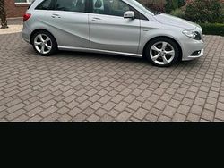 Silber Gebraucht 2012 Mercedes B180 Van / Kleinbus | 6.950 € (Etwas zu teuer)