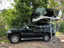Schwarz Gebraucht 2009 Mitsubishi Pajero SUV | 11.200 € (Teuer)