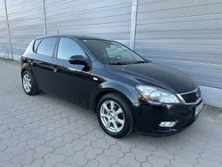 Schwarz Gebraucht 2011 Kia Ceed Vision Limousine | 3.450 € (Fairer Preis)