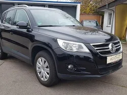 Schwarz Gebraucht 2009 VW Tiguan Sport SUV | 8.490 € (Fairer Preis)