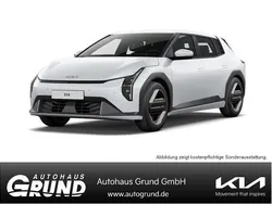 Weiß ((wd) carraraweiß) Neu 2025 Kia EV4 3 Kleinwagen | 32.660 €