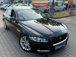 Schwarz Gebraucht 2015 Jaguar XF Prestige Limousine | 15.850 € (Fairer Preis)