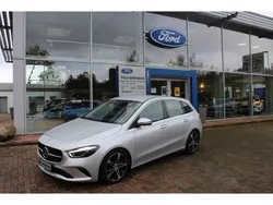 Iridiumsilber metalliclack Gebraucht 2023 Mercedes B250 Van / Kleinbus | 36.950 € (Guter Preis)