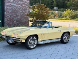 Gelb Gebraucht 1966 Corvette C2 Cabrio | 79.900 €