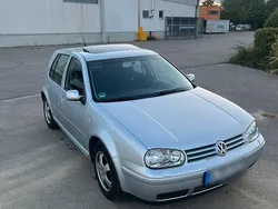 Silber Gebraucht 2002 VW Golf IV Limousine | 1.590 € (Teuer)