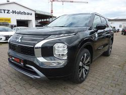 Kristallschwarz Neu 2025 Mitsubishi Outlander P-HEV Top SUV | 52.590 € (Fairer Preis)