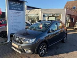 Grau Gebraucht 2020 Dacia Sandero Celebration Kleinwagen | 14.470 € (Fairer Preis)