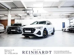 Gletscherweiß metallic Gebraucht 2022 Audi e-tron Sportback Black Edition SUV | 42.160 €
