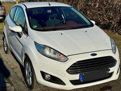 Weiß Gebraucht 2013 Ford Fiesta SYNC Edition Kleinwagen | 3.350 € (Fairer Preis)