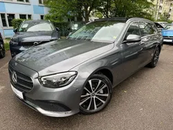 Grau Gebraucht 2021 Mercedes E300 Limousine | 30.999 € (Fairer Preis)