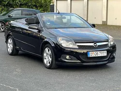 Gebraucht 2008 Opel Astra Cabriolet Cosmo Cabrio | 4.450 € (Etwas zu teuer)