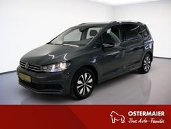 Delfingrau metallic Gebraucht 2024 VW Touran Comfortline Van / Kleinbus | 30.440 € (Guter Preis)