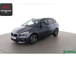 Grau Gebraucht 2022 BMW 220 Active Tourer Sport Line Van / Kleinbus | 26.880 € (Fairer Preis)