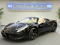 Schwarz Gebraucht 2013 Ferrari 458 Cabrio | 167.900 €