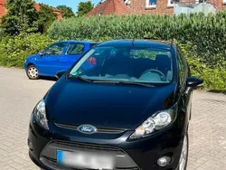 Schwarz Gebraucht 2011 Ford Fiesta Kleinwagen | 3.000 € (Fairer Preis)