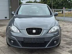Grau Gebraucht 2009 Seat Altea Stylance Van / Kleinbus | 4.400 € (Fairer Preis)