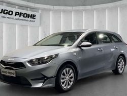 Silber Gebraucht 2023 Kia Ceed Sportswagon Vision Kombi | 18.990 € (Guter Preis)