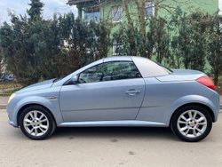 Blau Gebraucht 2007 Opel Tigra Edition Cabrio | 2.400 € (Fairer Preis)