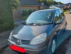 Grau Gebraucht 2006 Renault Mégane II Van / Kleinbus | 1.500 € (Fairer Preis)