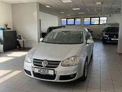Silber Gebraucht 2005 VW Jetta Comfortline Limousine | 5.499 € (Teuer)