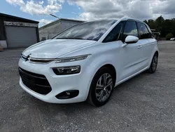 Weiß Gebraucht 2016 Citroën C4 Picasso SELECTION Van / Kleinbus | 9.990 € (Fairer Preis)