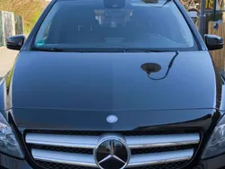 Schwarz Gebraucht 2012 Mercedes B180 Van / Kleinbus | 5.500 € (Fairer Preis)