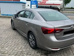 Beige Gebraucht 2015 Toyota Avensis Business Edition Limousine | 15.000 € (Fairer Preis)