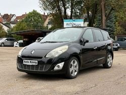 Schwarz Gebraucht 2011 Renault Scénic III Dynamique Van / Kleinbus | 3.990 € (Fairer Preis)